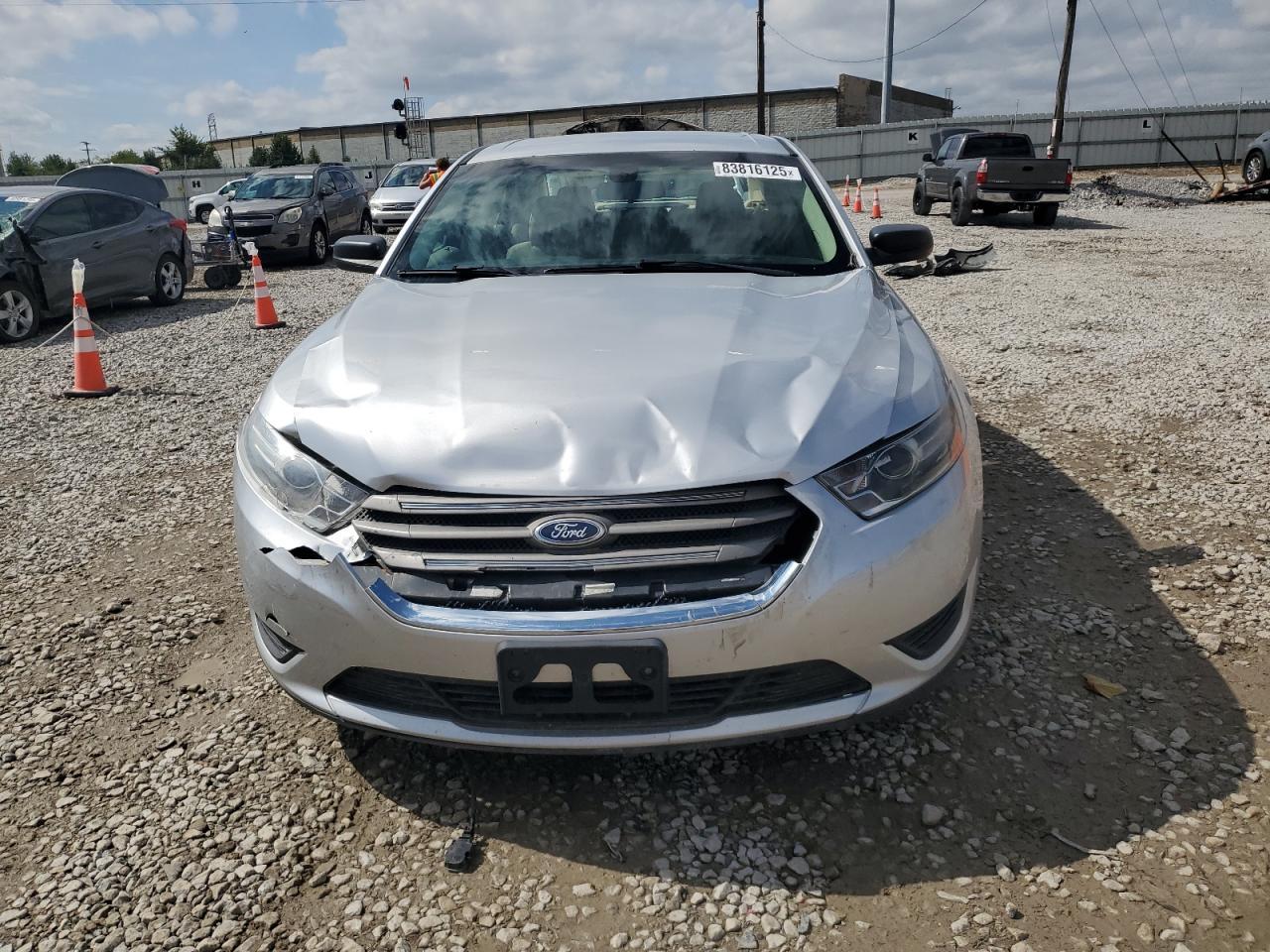 2015 Ford Taurus Se - Фото 5