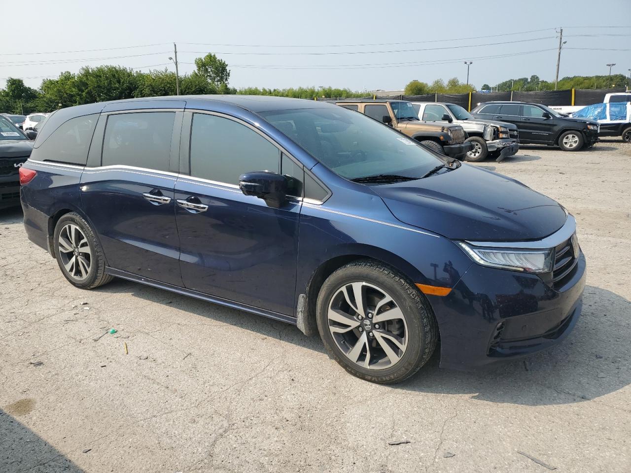 2021 Honda Odyssey Touring - Image 4