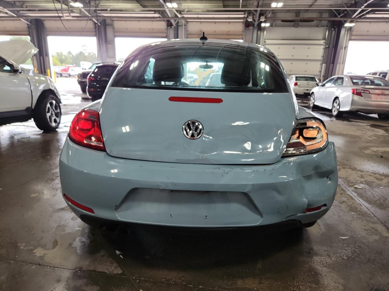 2014 Volkswagen Beetle - Фото 6