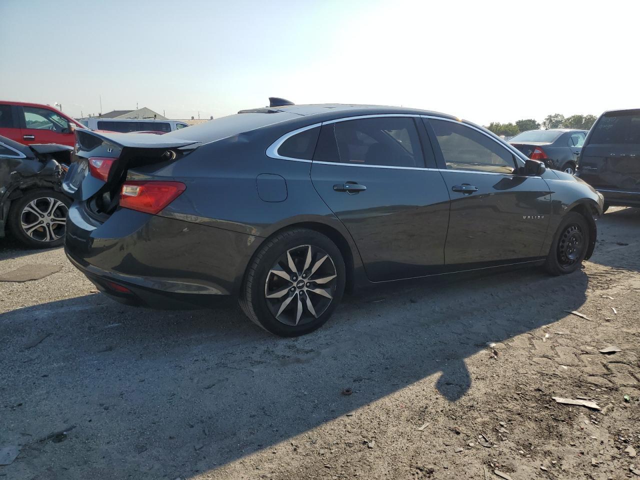 2017 Chevrolet Malibu Lt - Фото 3