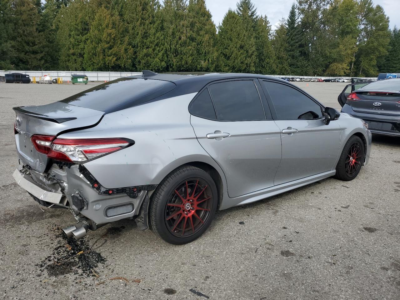 2019 Toyota Camry Xse - Фото 3