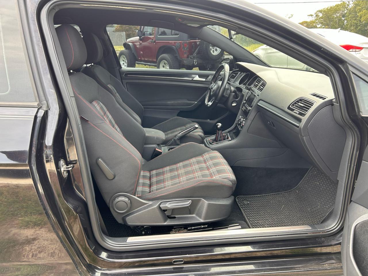 2015 Volkswagen Gti - Image 5