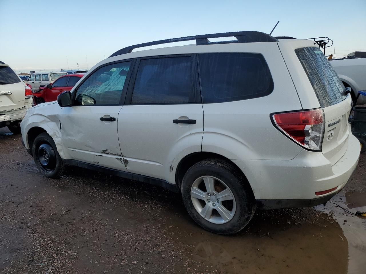 2013 Subaru Forester 2.5X - Фото 2