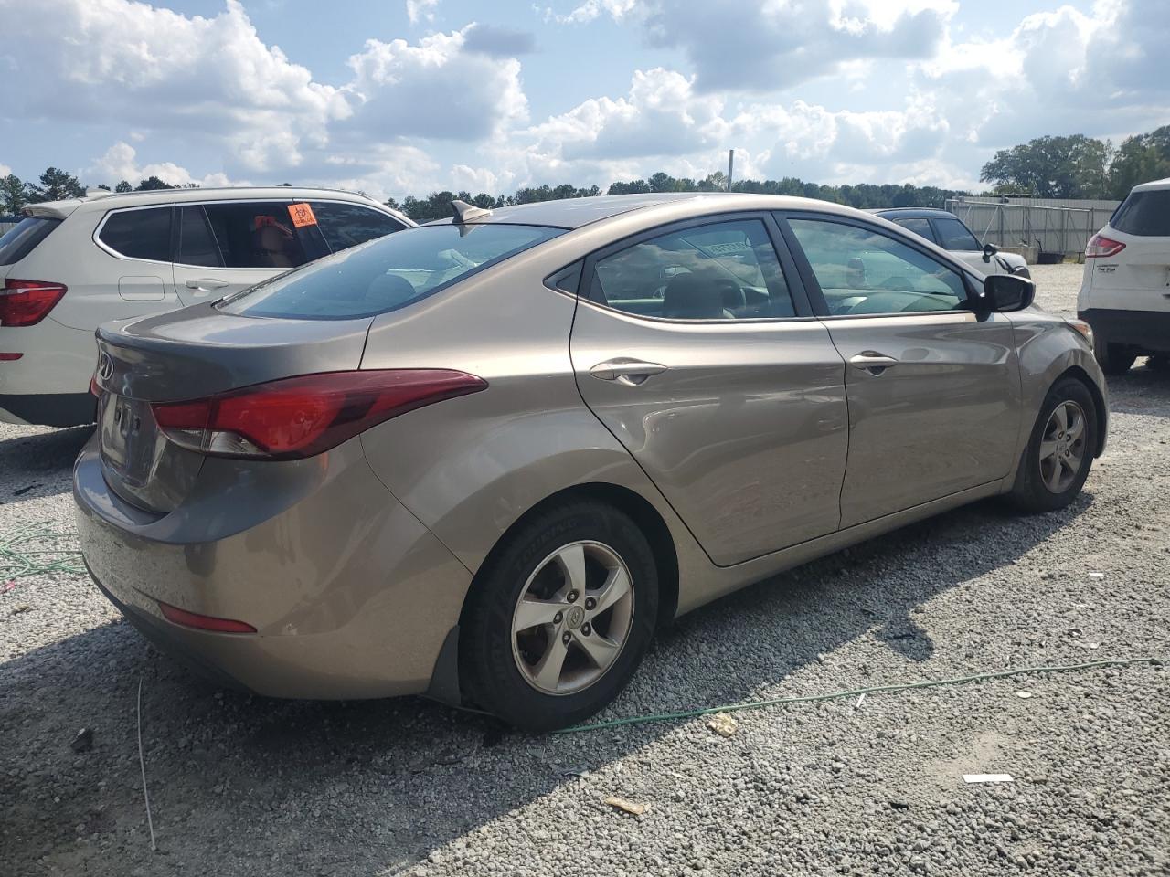 2014 Hyundai Elantra - Фото 3
