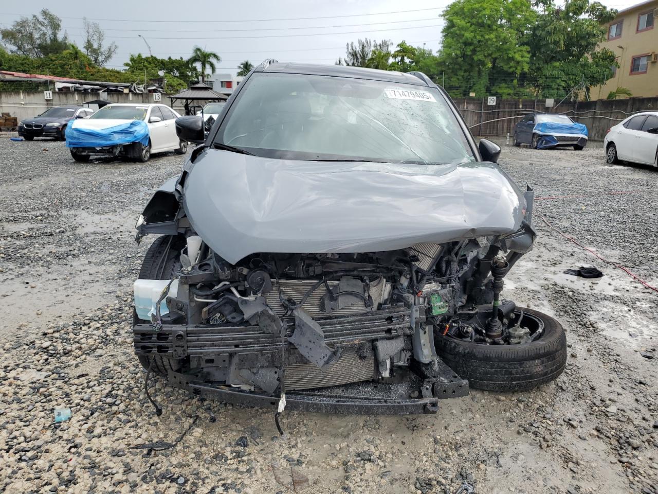 2023 Nissan Kicks Sr - Image 5