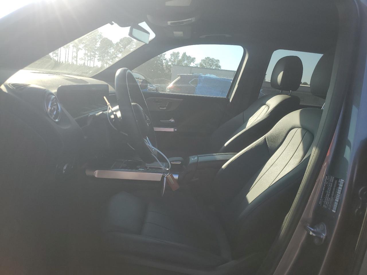 2021 Mercedes-Benz Glb 250 - Image 7