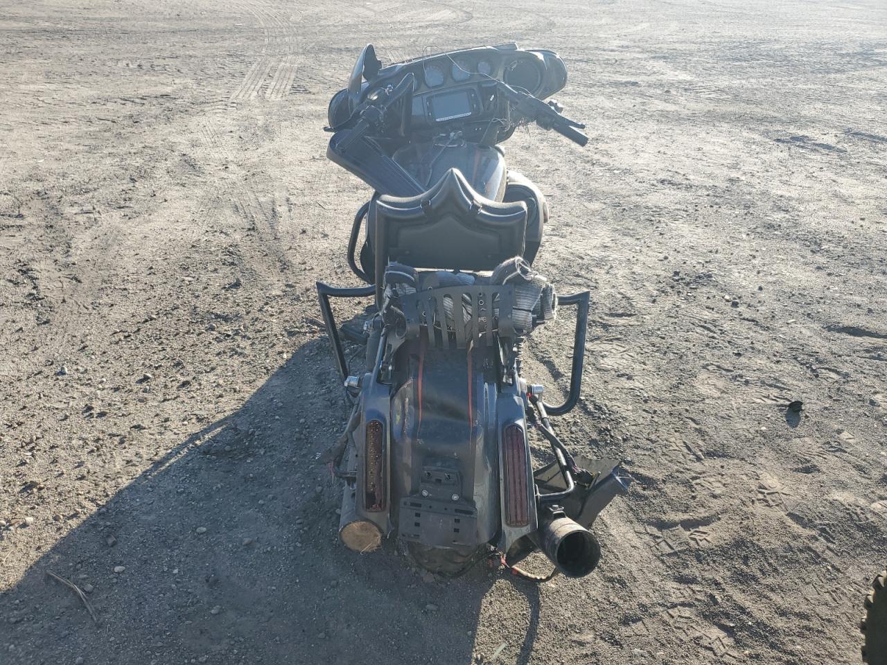 2018 Harley-Davidson Flhxse Cvo Street Glide - Фото 4