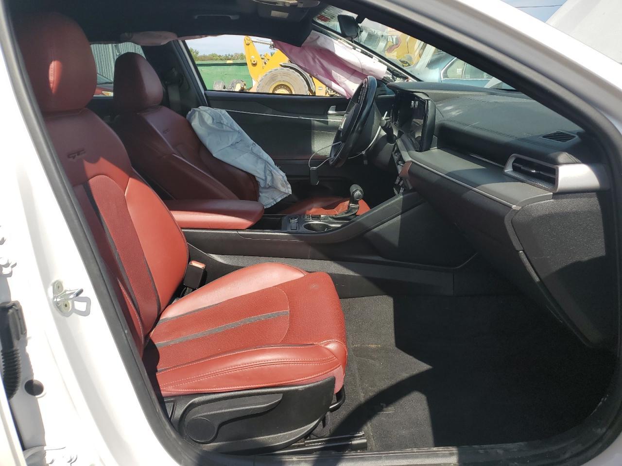 2022 Kia K5 Gt Line - Фото 7