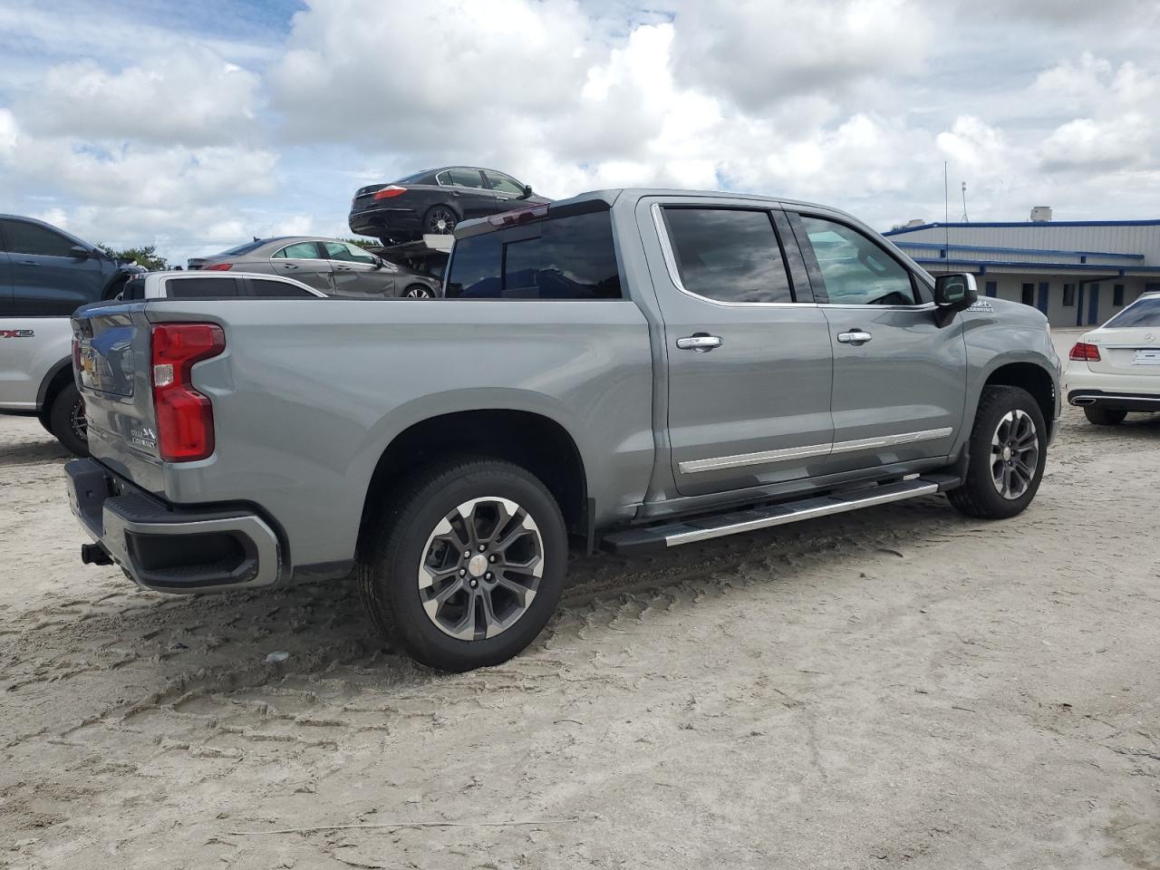 2025 Chevrolet Silverado C1500 High Country - Фото 3