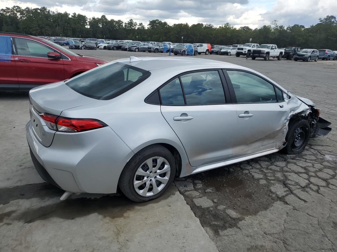 2025 Toyota Corolla Le - Фото 3