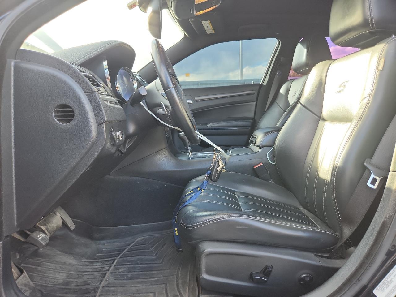 2013 Chrysler 300 S - Фото 7