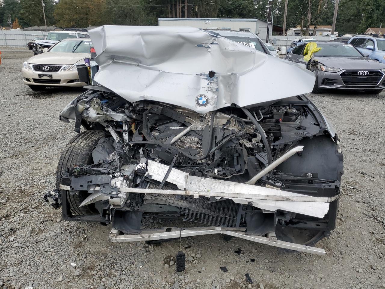 2020 BMW 330I - Фото 5