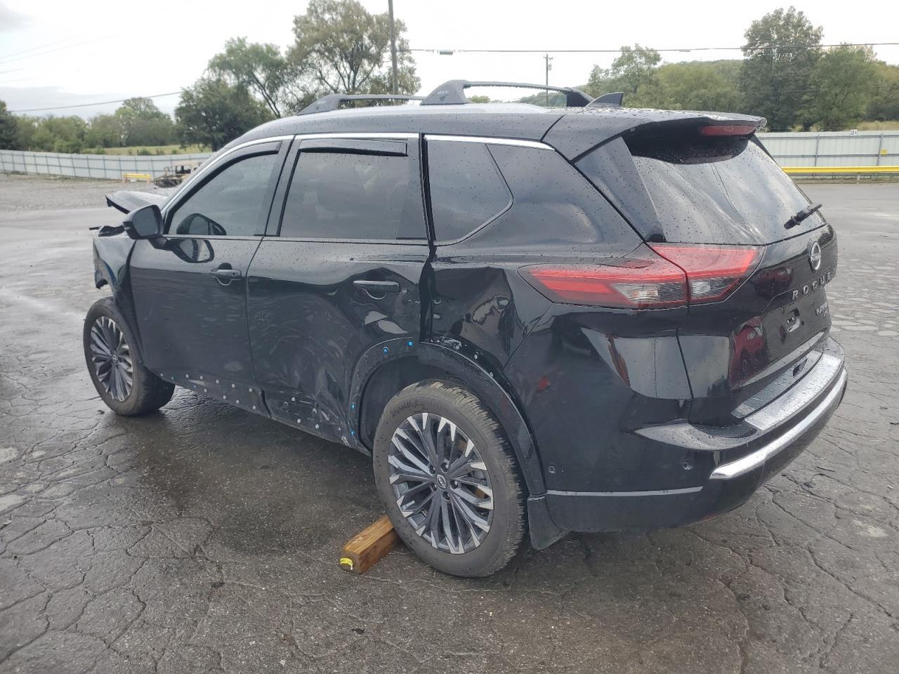 2025 Nissan Rogue Platinum - Фото 2