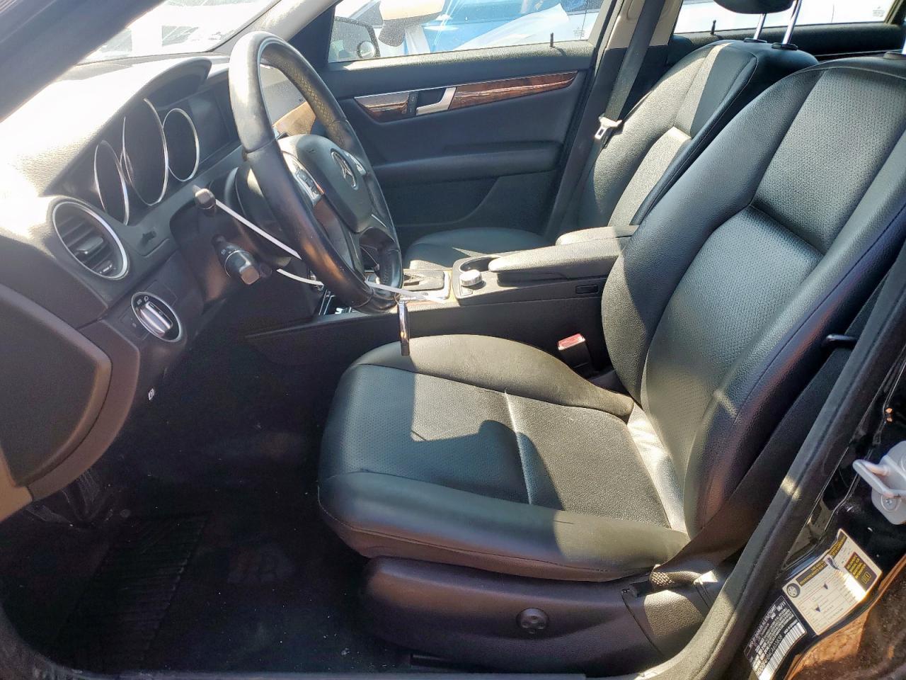 2012 Mercedes-Benz C 250 - Фото 7