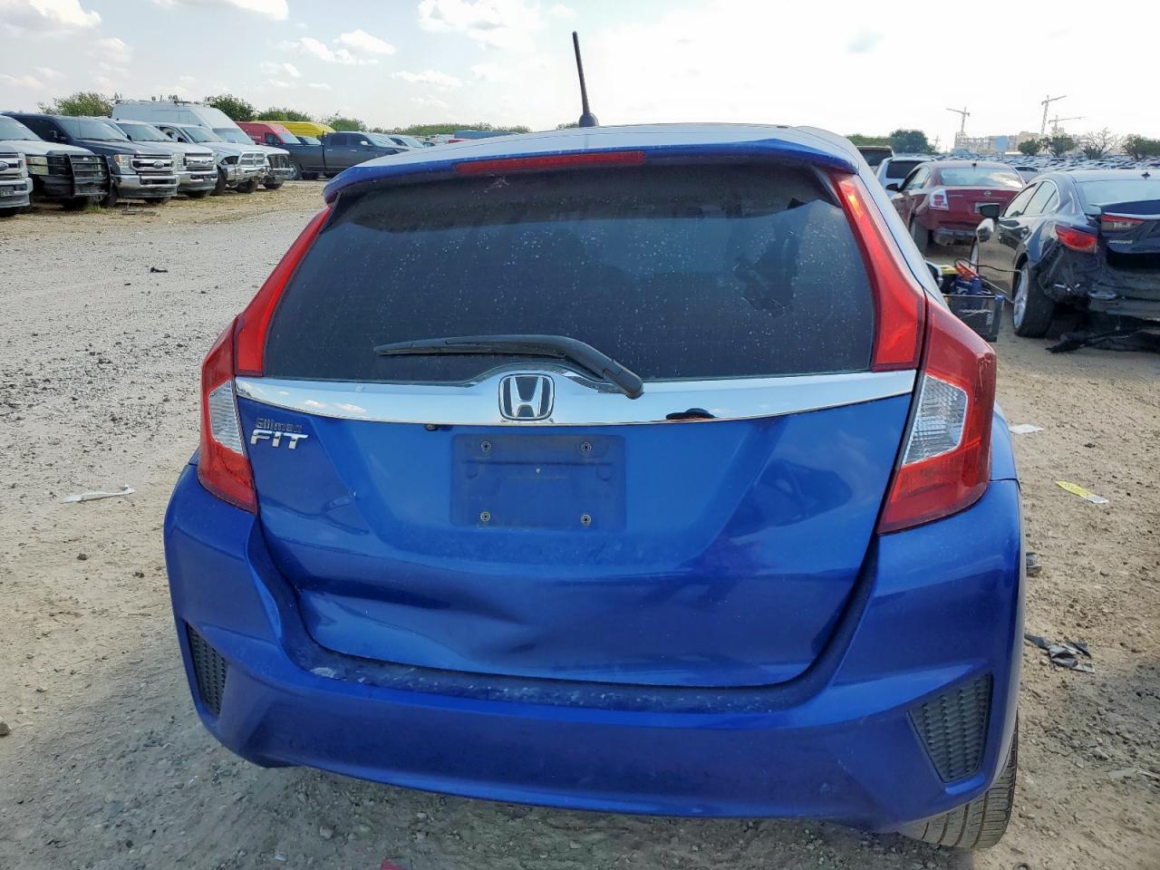 2016 Honda Fit Ex - Image 6