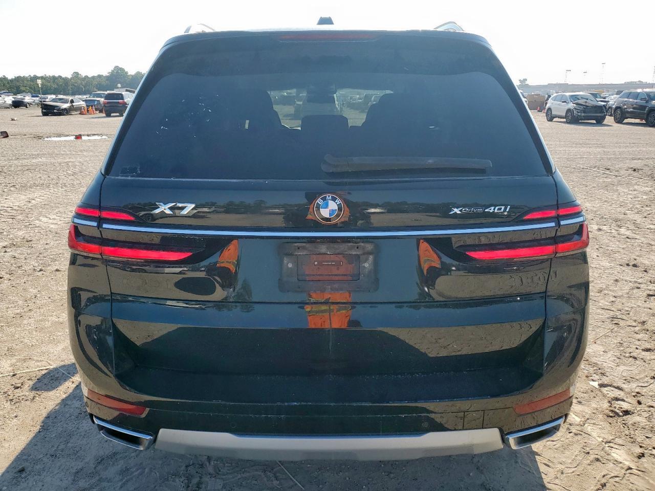 2025 BMW X7 xDrive40I - Фото 6