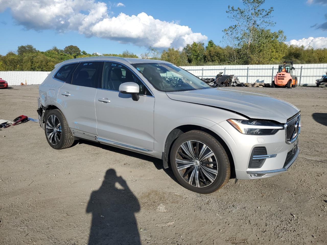 2022 Volvo Xc60 B5 Inscription - Фото 4
