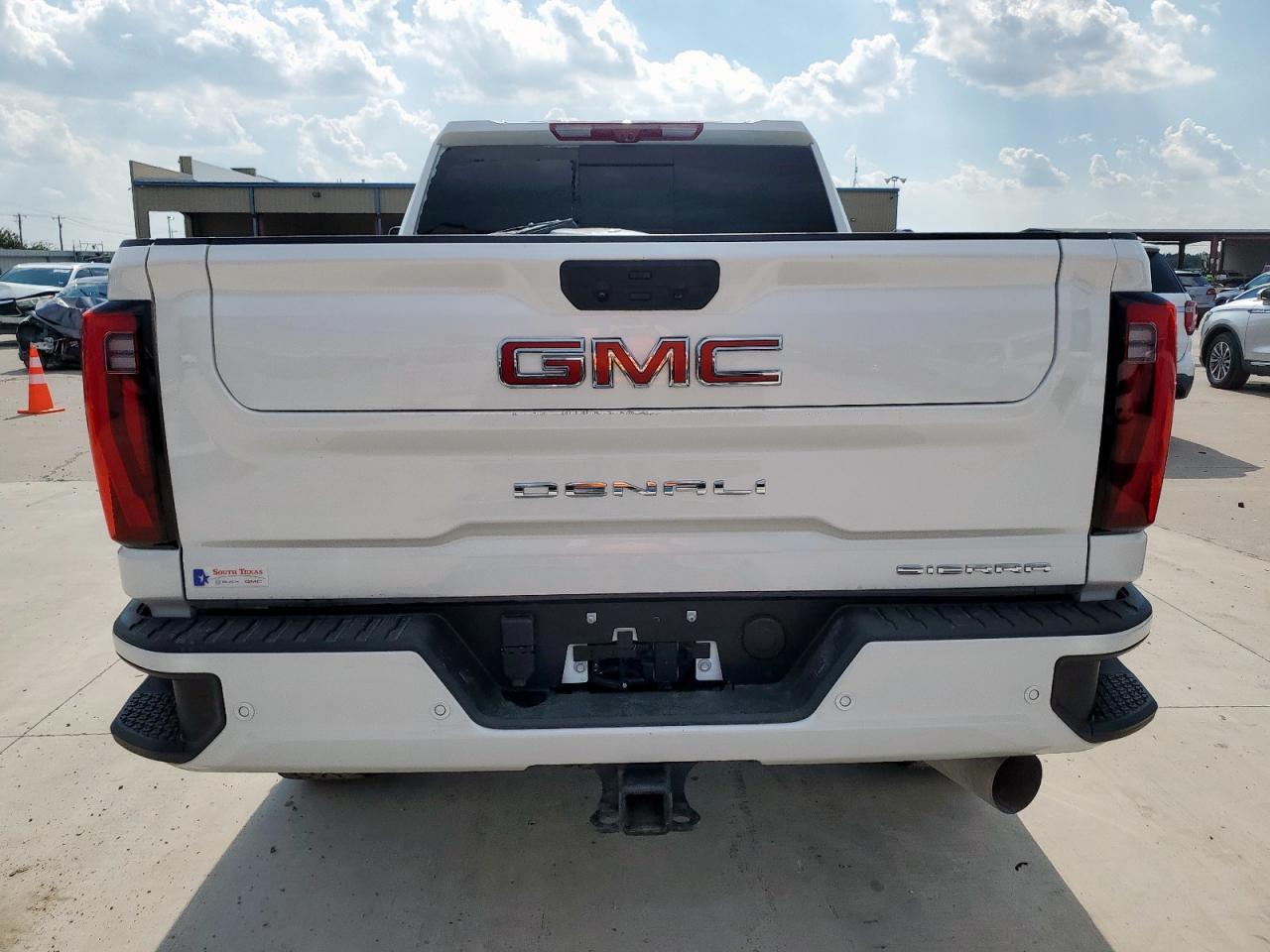 2025 GMC Sierra K2500 Denali - Фото 6