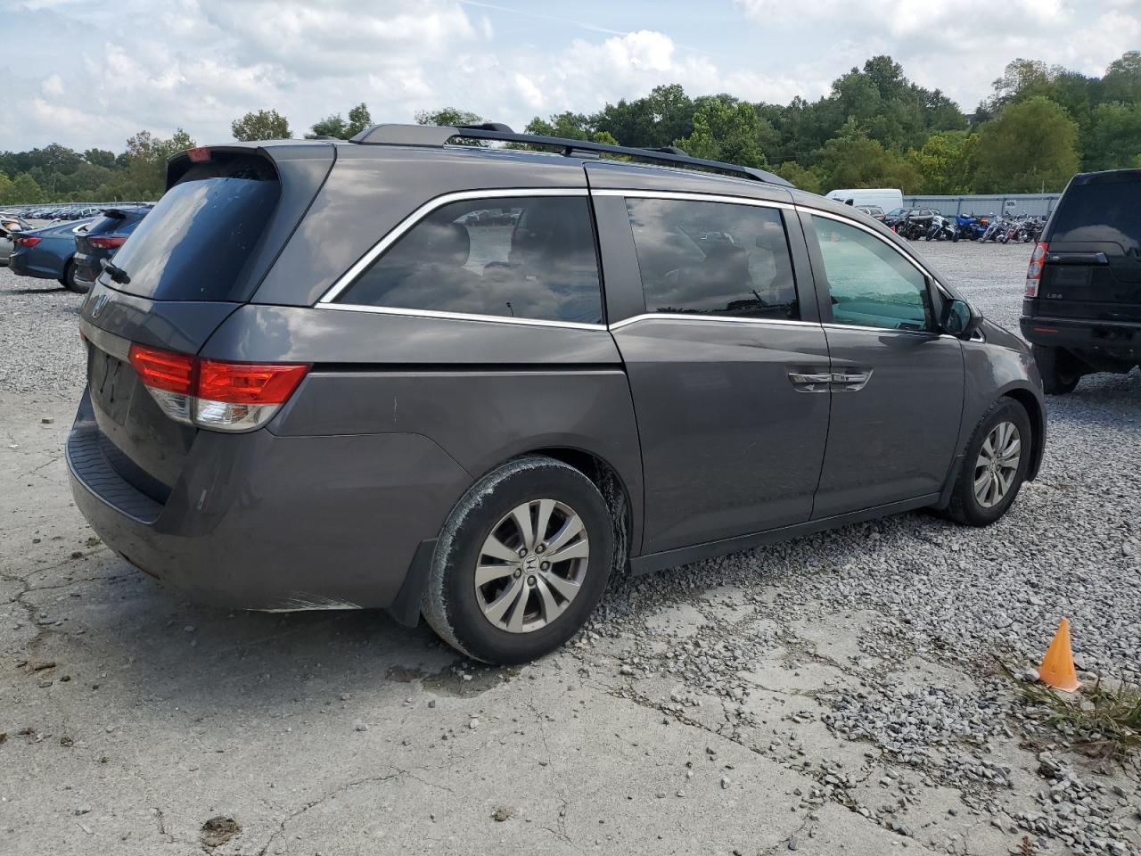 2016 Honda Odyssey Exl - Фото 3