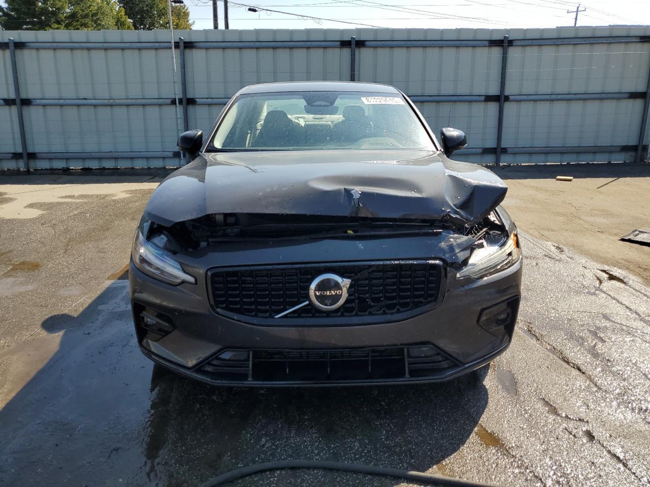 2024 Volvo S60 Plus - Image 5