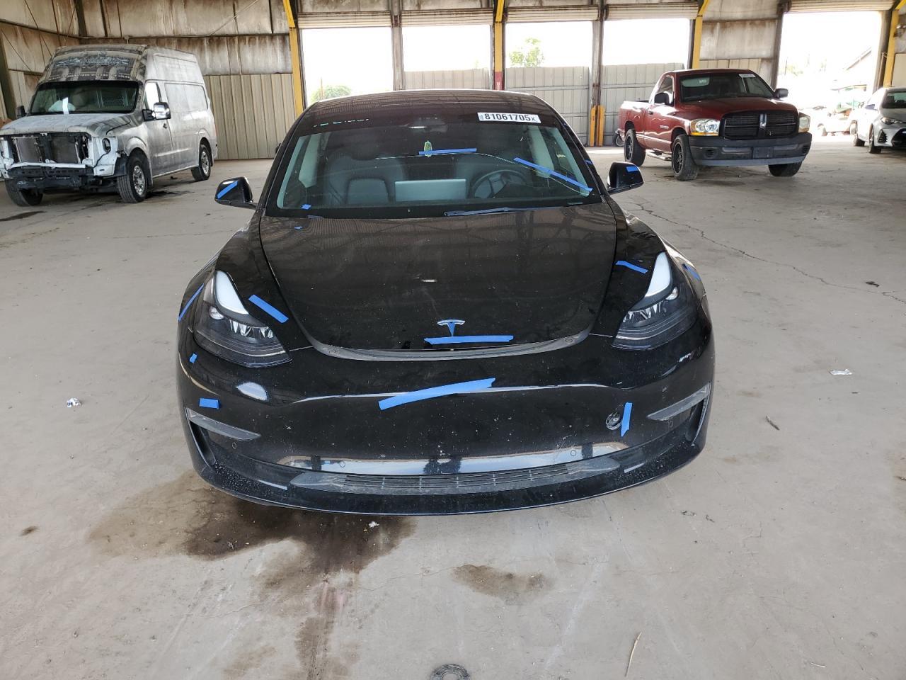 2022 Tesla Model 3 - Фото 5