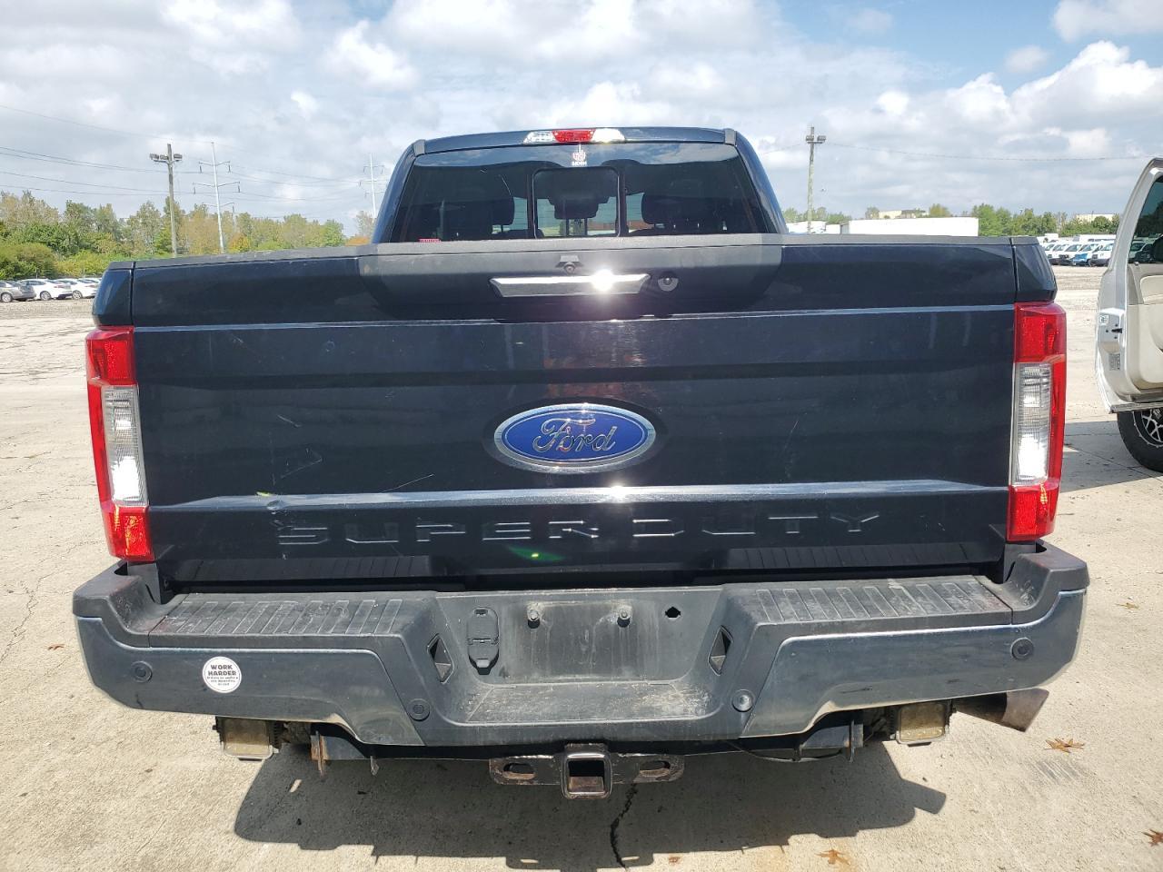 2019 Ford F350 Super Duty - Image 6