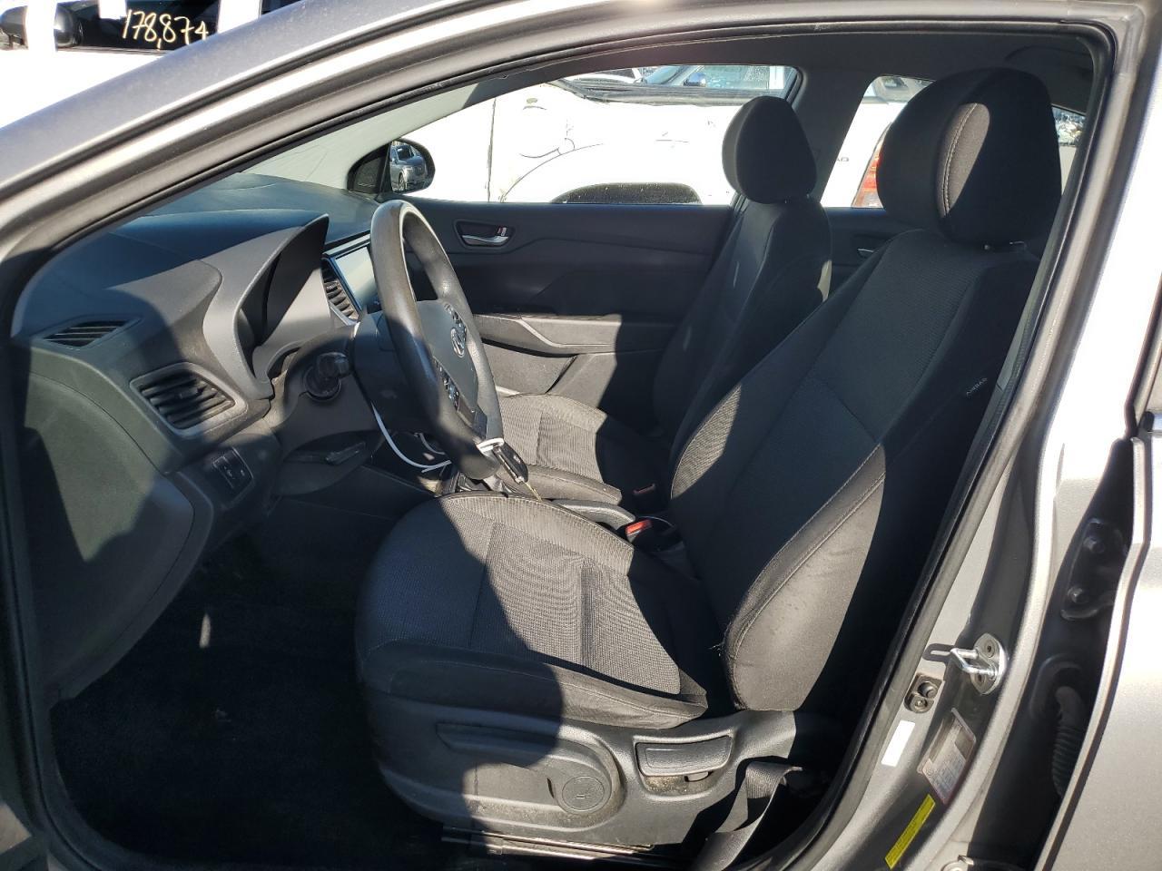 2021 Hyundai Accent Se - Фото 7