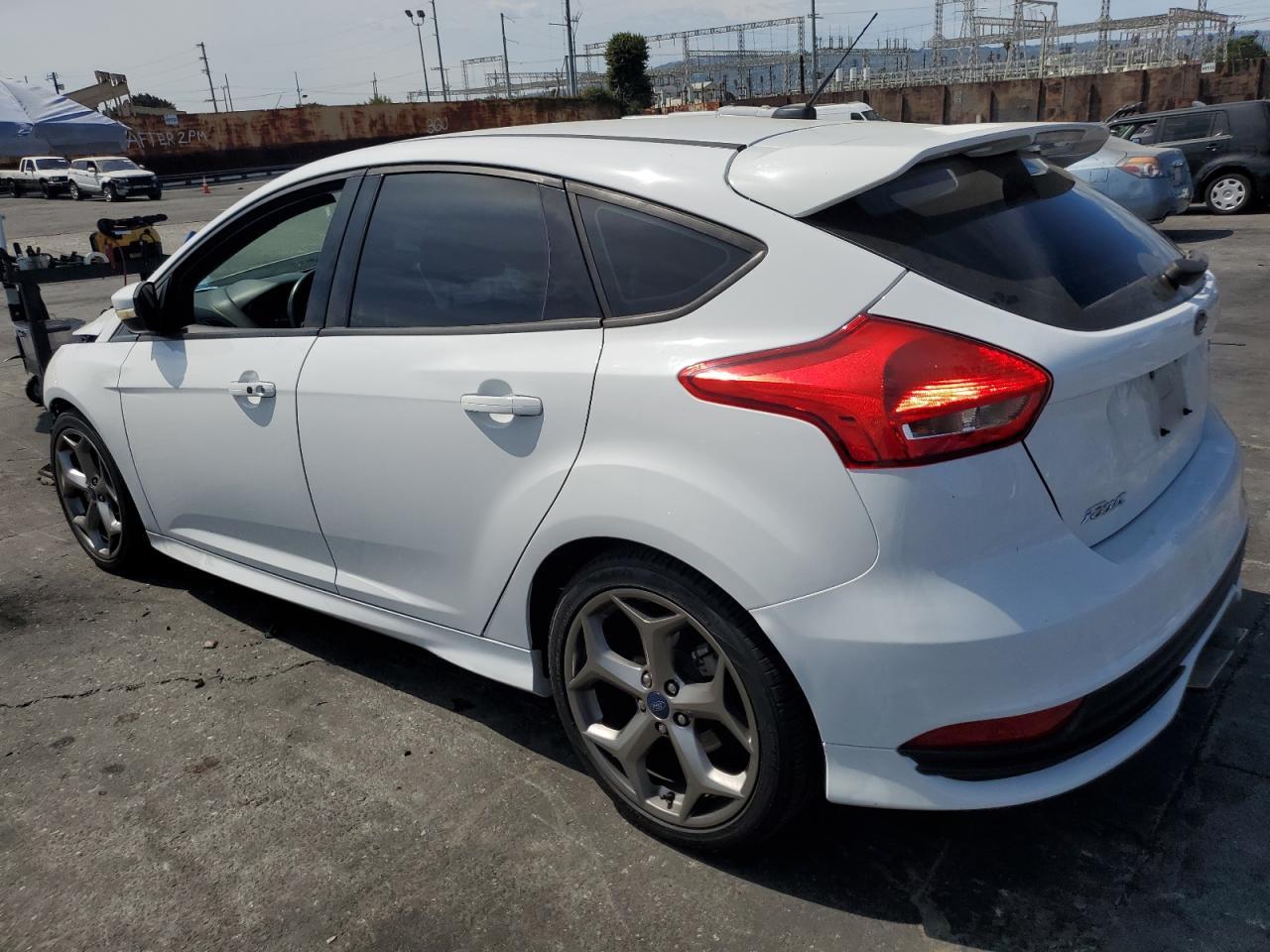 2018 Ford Focus St - Фото 2