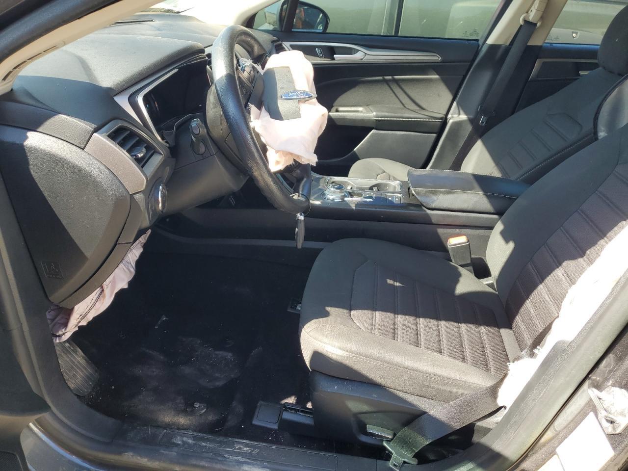 2020 Ford Fusion Se - Фото 7