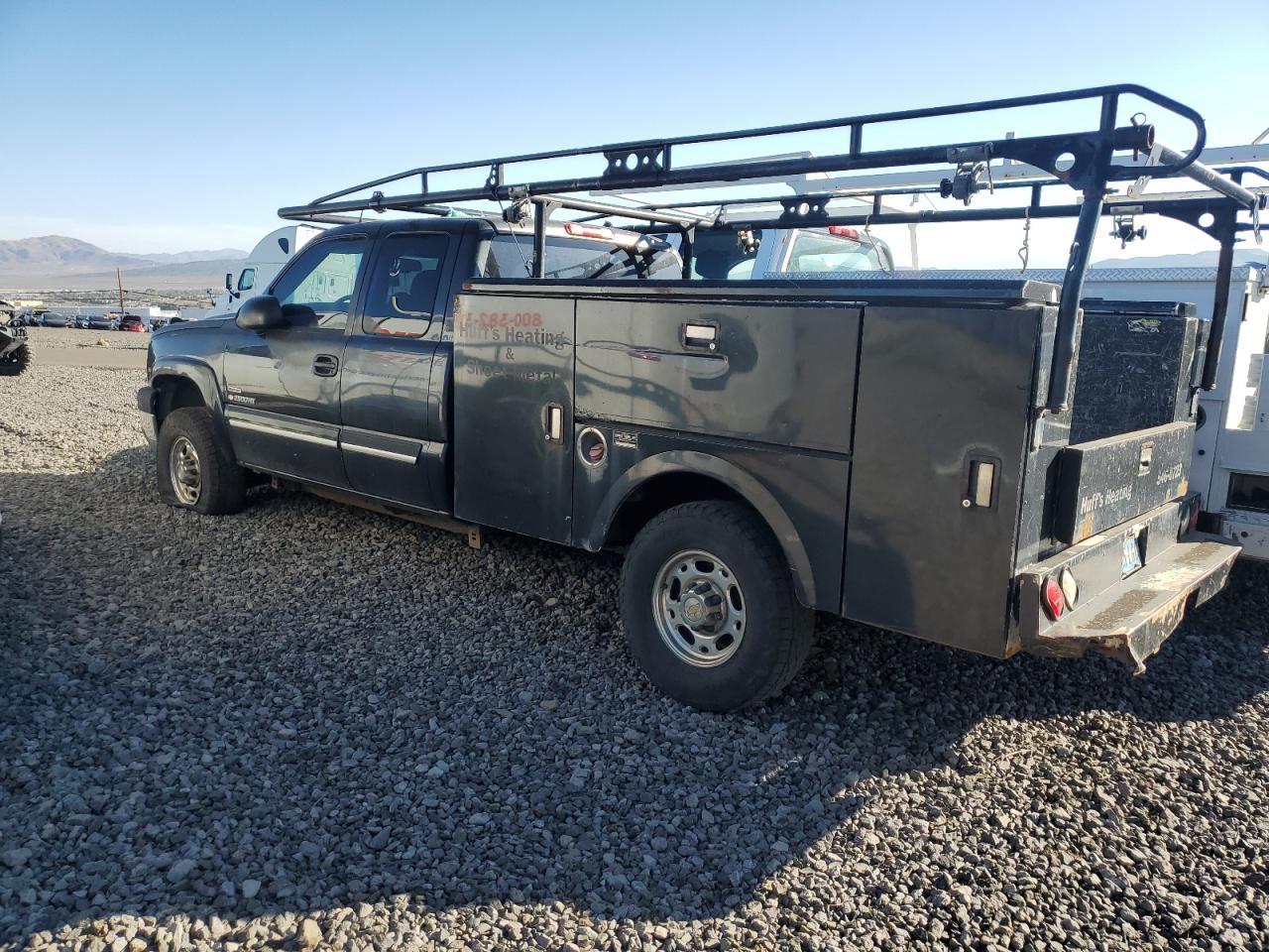 2005 Chevrolet Silverado K2500 Heavy Duty - Image 2