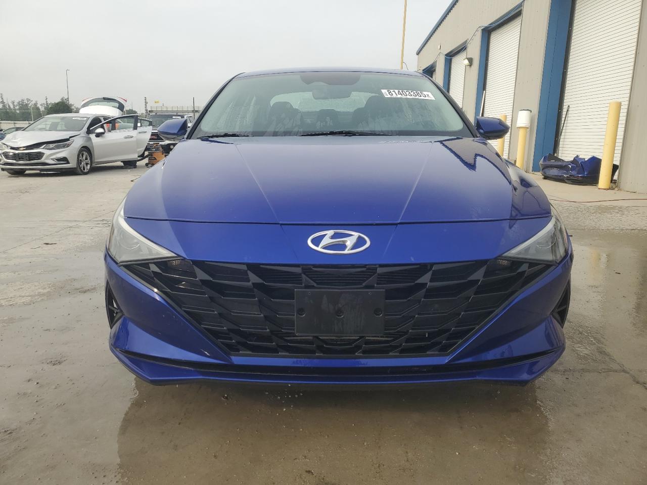 2023 Hyundai Elantra Se - Image 5