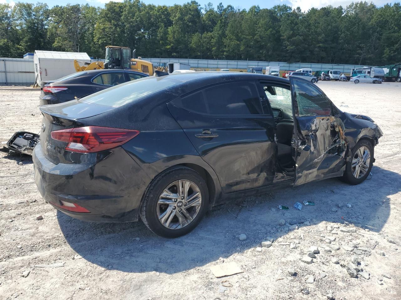 2020 Hyundai Elantra Sel - Фото 3