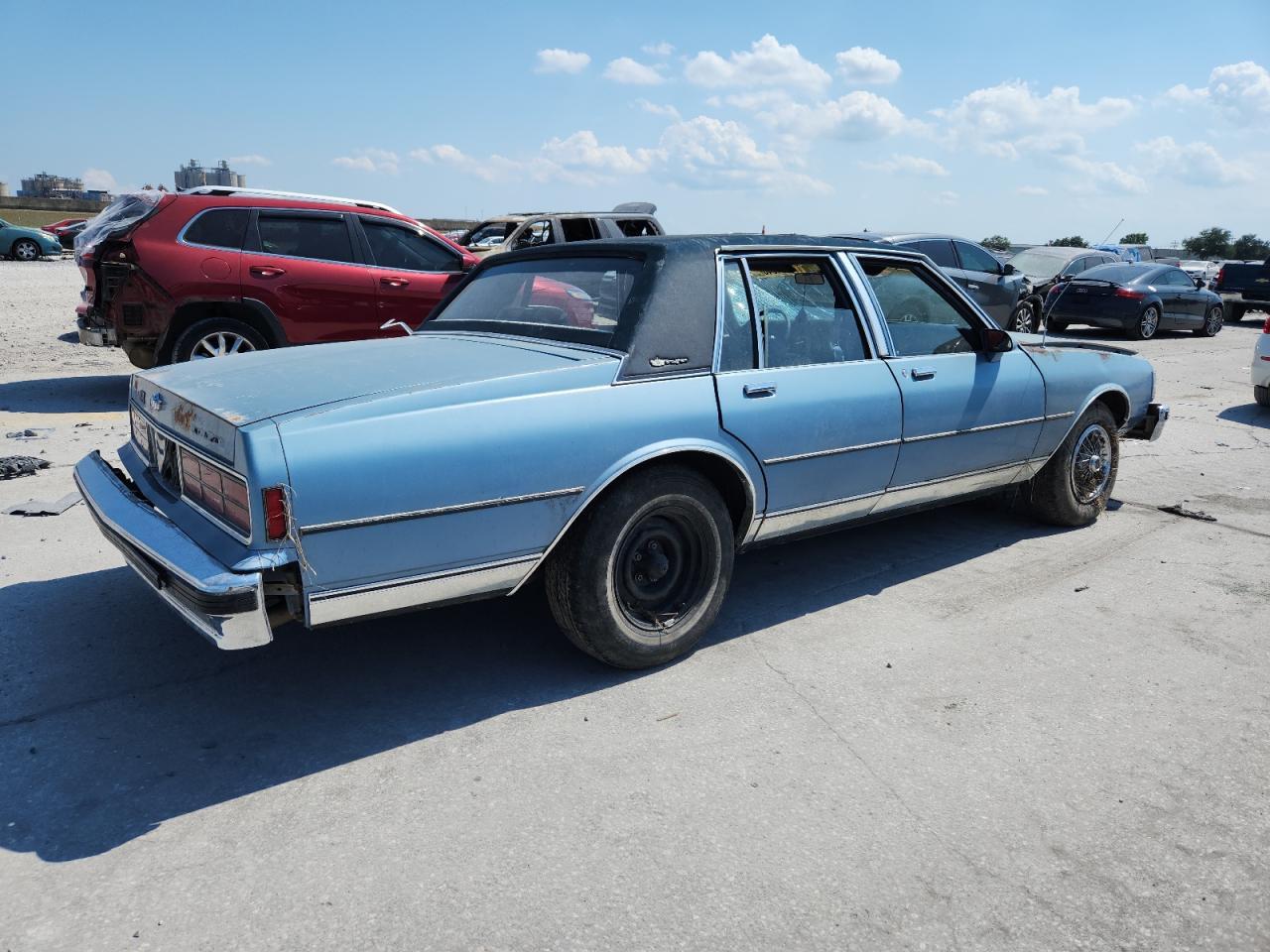 1989 Chevrolet Caprice Classic Brougham - Image 3