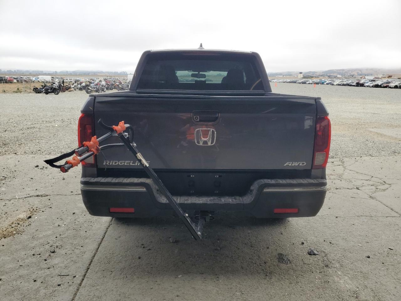 2017 Honda Ridgeline Rtl - Image 6