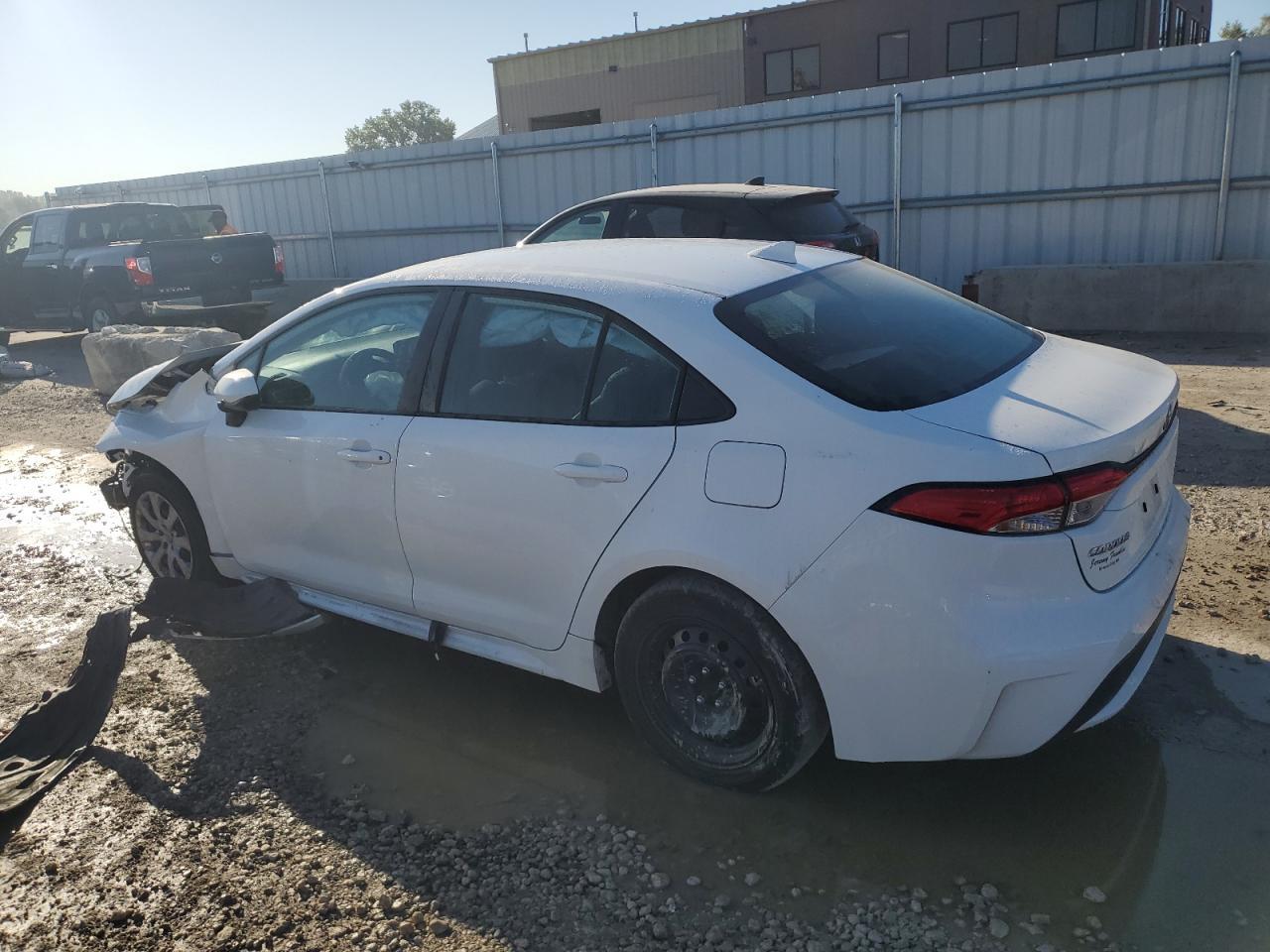 2022 Toyota Corolla Le - Фото 2