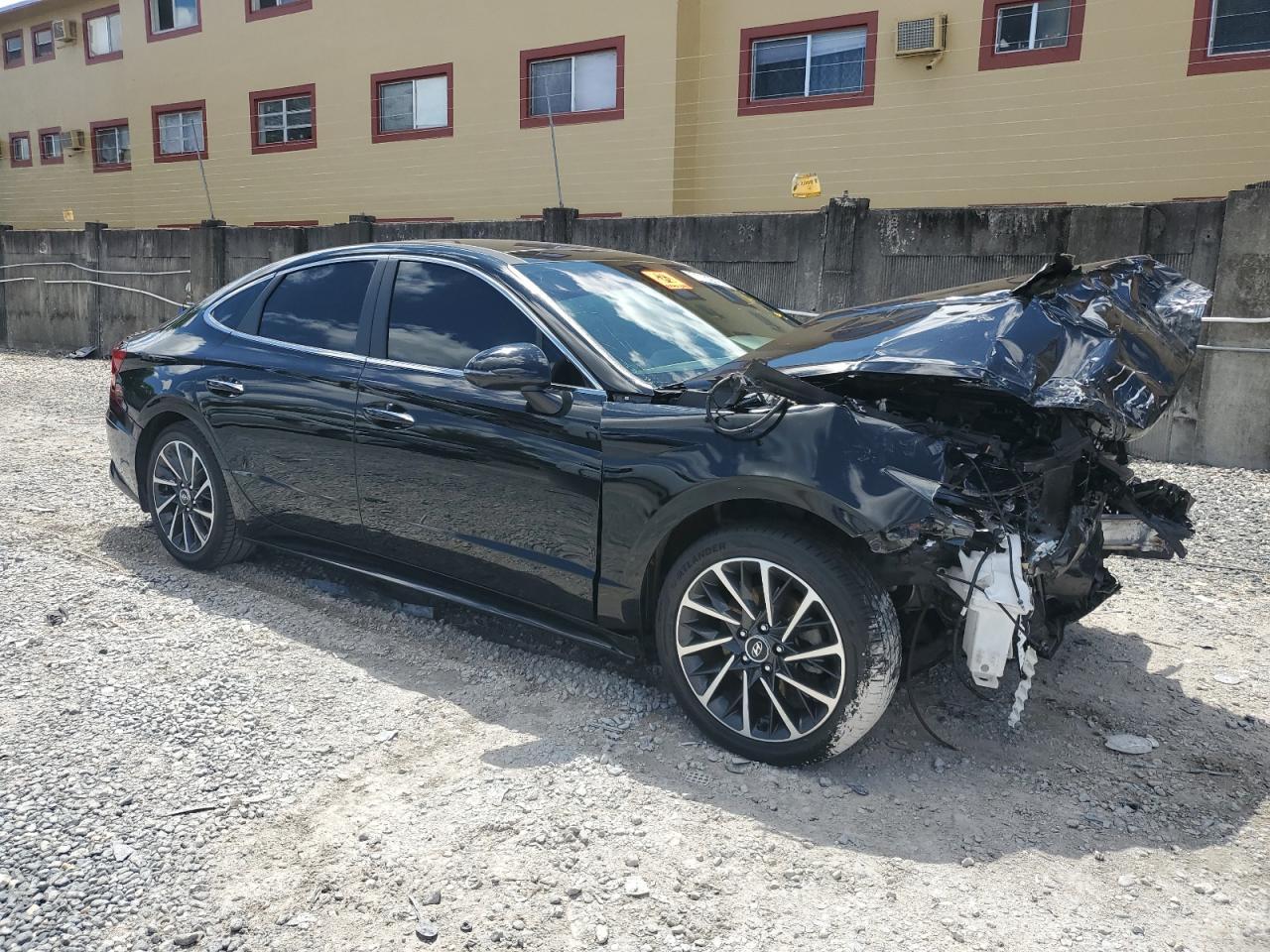 2021 Hyundai Sonata Limited - Image 4