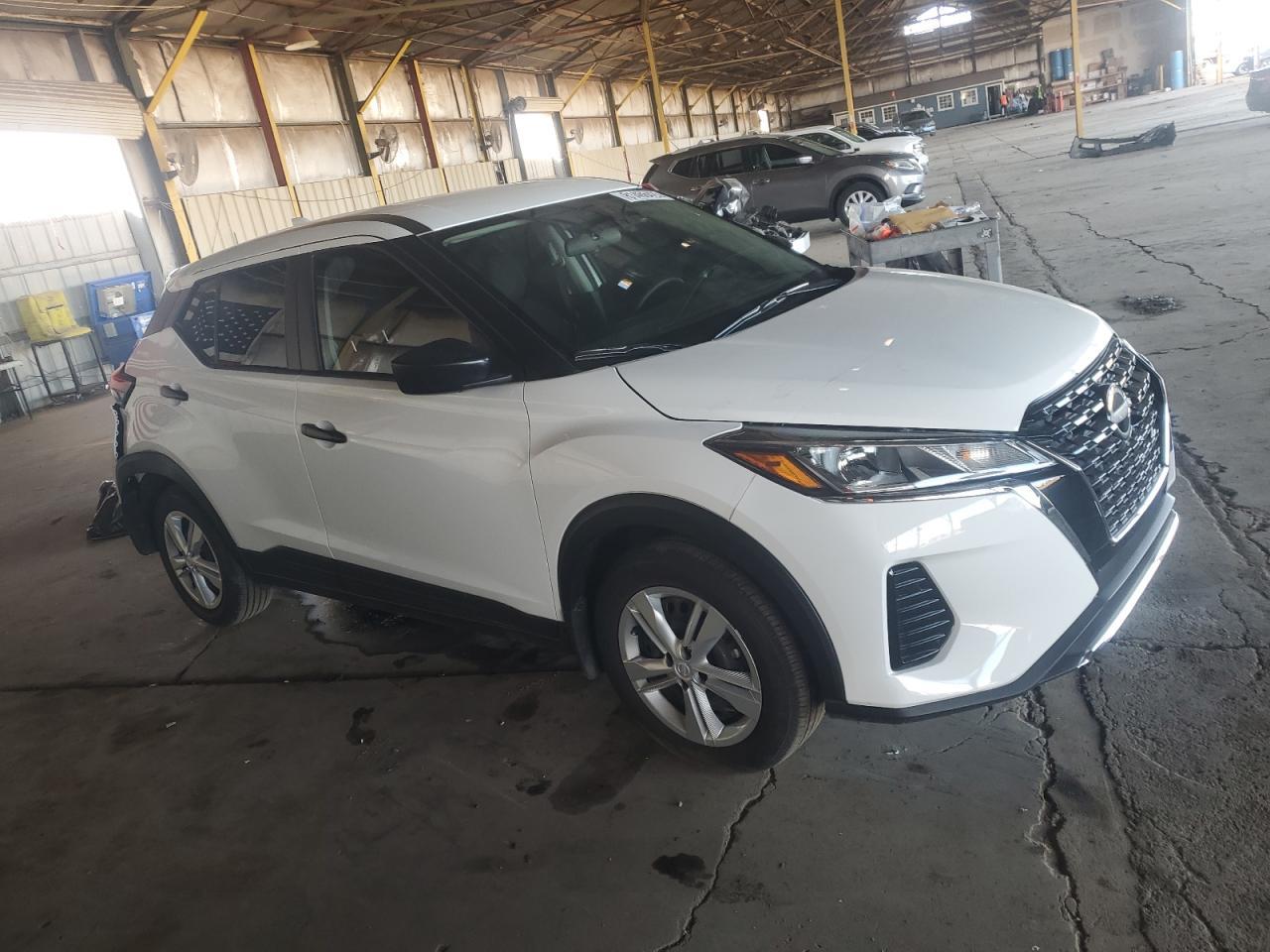 2025 Nissan Kicks Play S - Фото 4