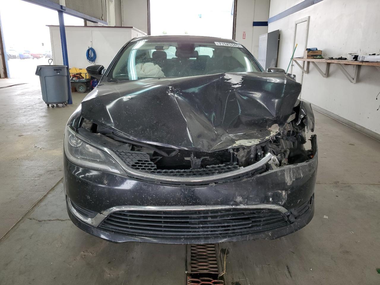 2015 Chrysler 200 Limited - Фото 5