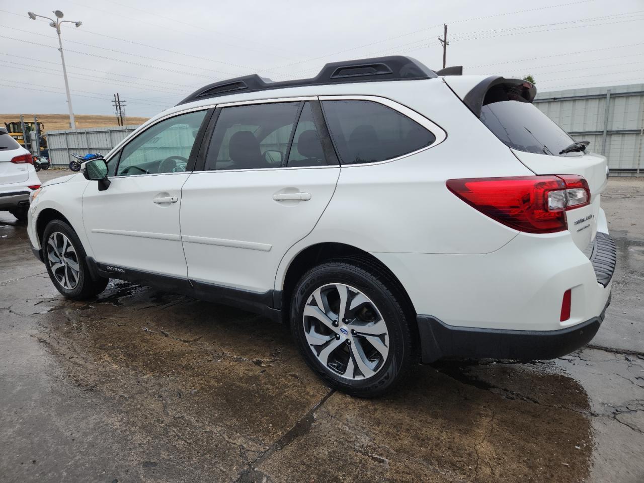 2017 Subaru Outback 2.5I Limited - Image 2