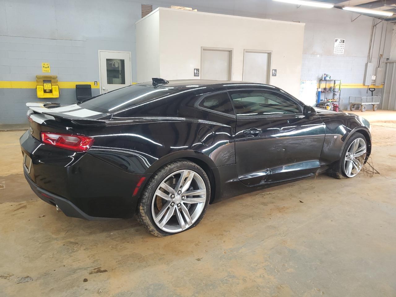 2018 Chevrolet Camaro Ss - Фото 3