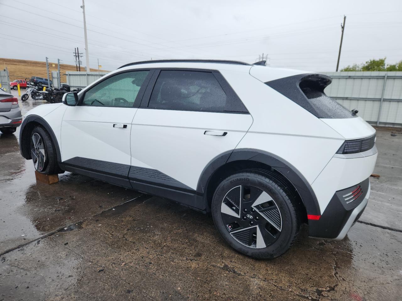 2025 Hyundai Ioniq 5 Sel - Image 2