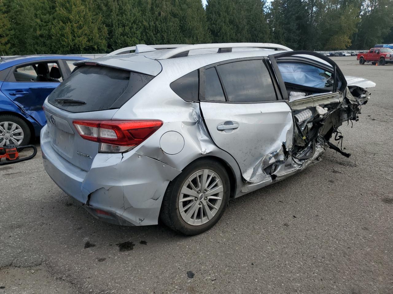 2018 Subaru Impreza Premium Plus - Фото 3
