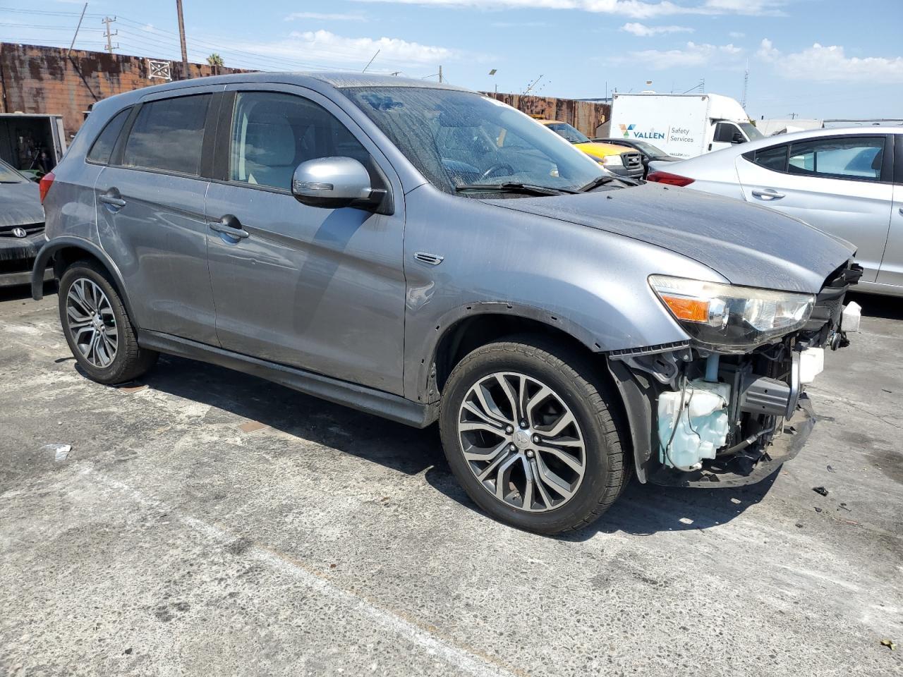 2017 Mitsubishi Outlander Sport Es - Фото 4