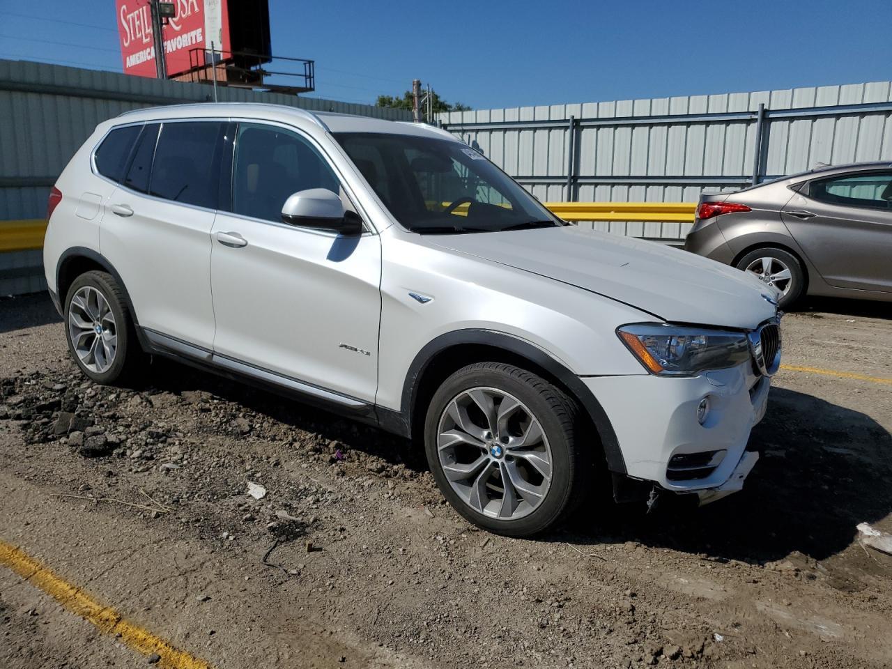 2017 BMW X3 xDrive28I - Фото 4