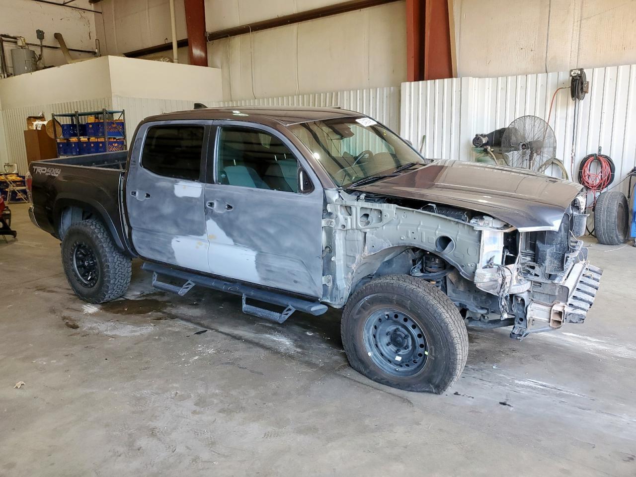 2021 Toyota Tacoma Double Cab - Фото 4