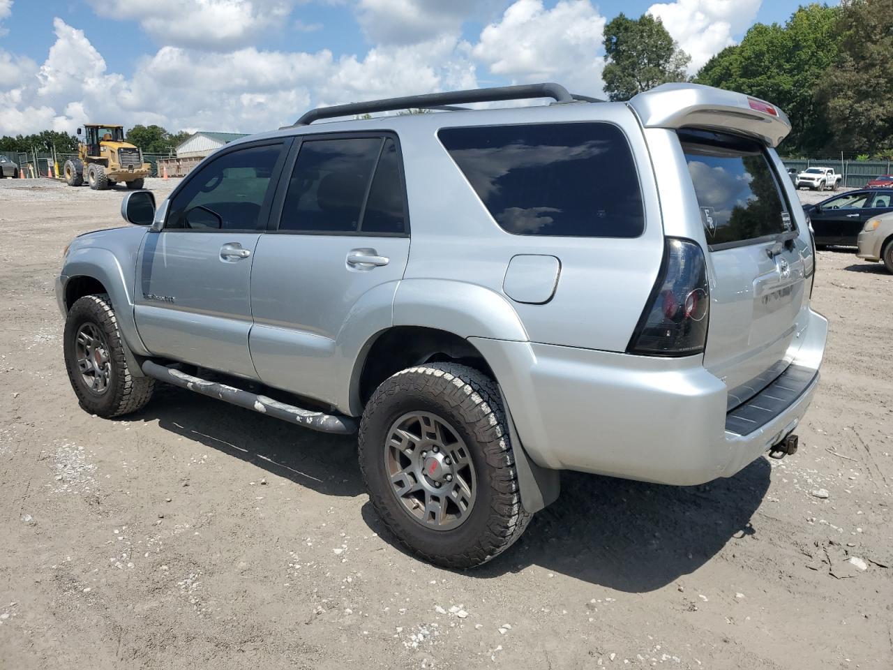 2006 Toyota 4Runner Sr5 - Image 2