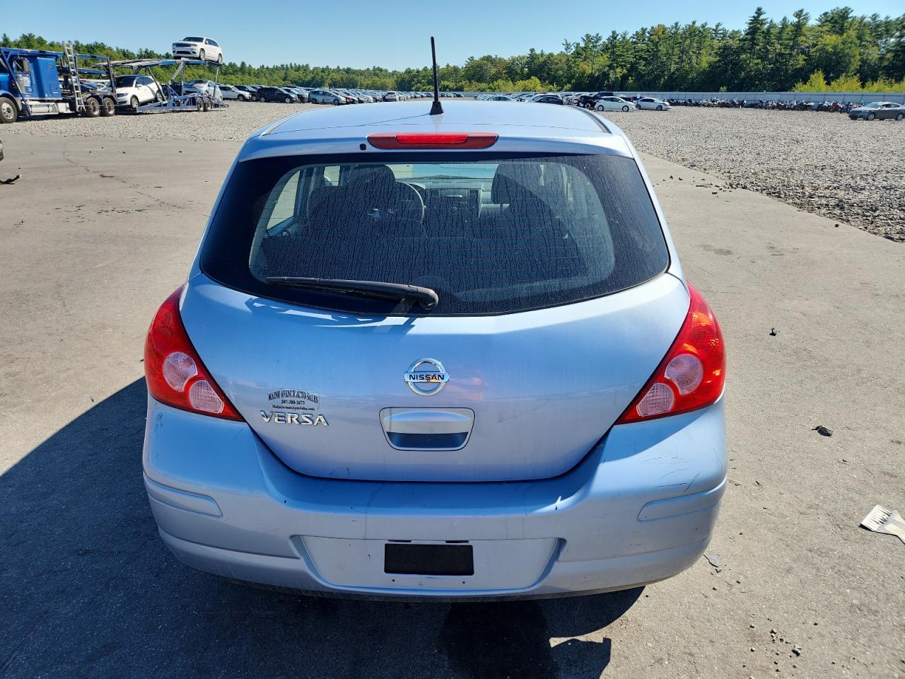 2011 Nissan Versa S - Image 6
