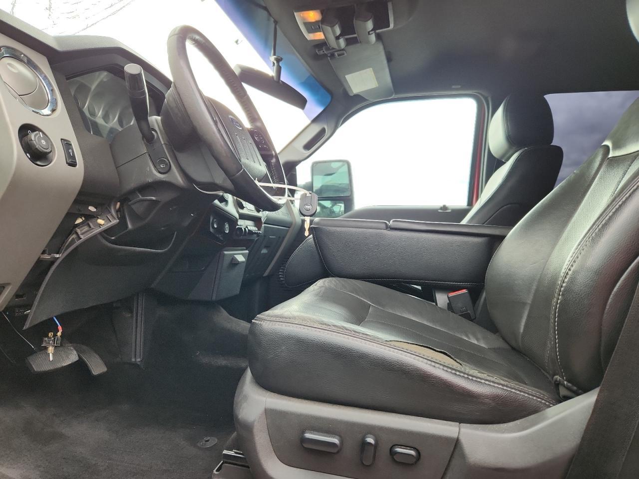 2015 Ford F350 Super Duty - Фото 7