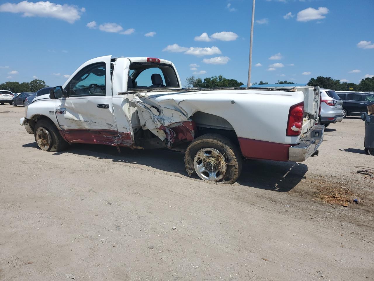 2007 Dodge Ram 2500 St - Фото 2