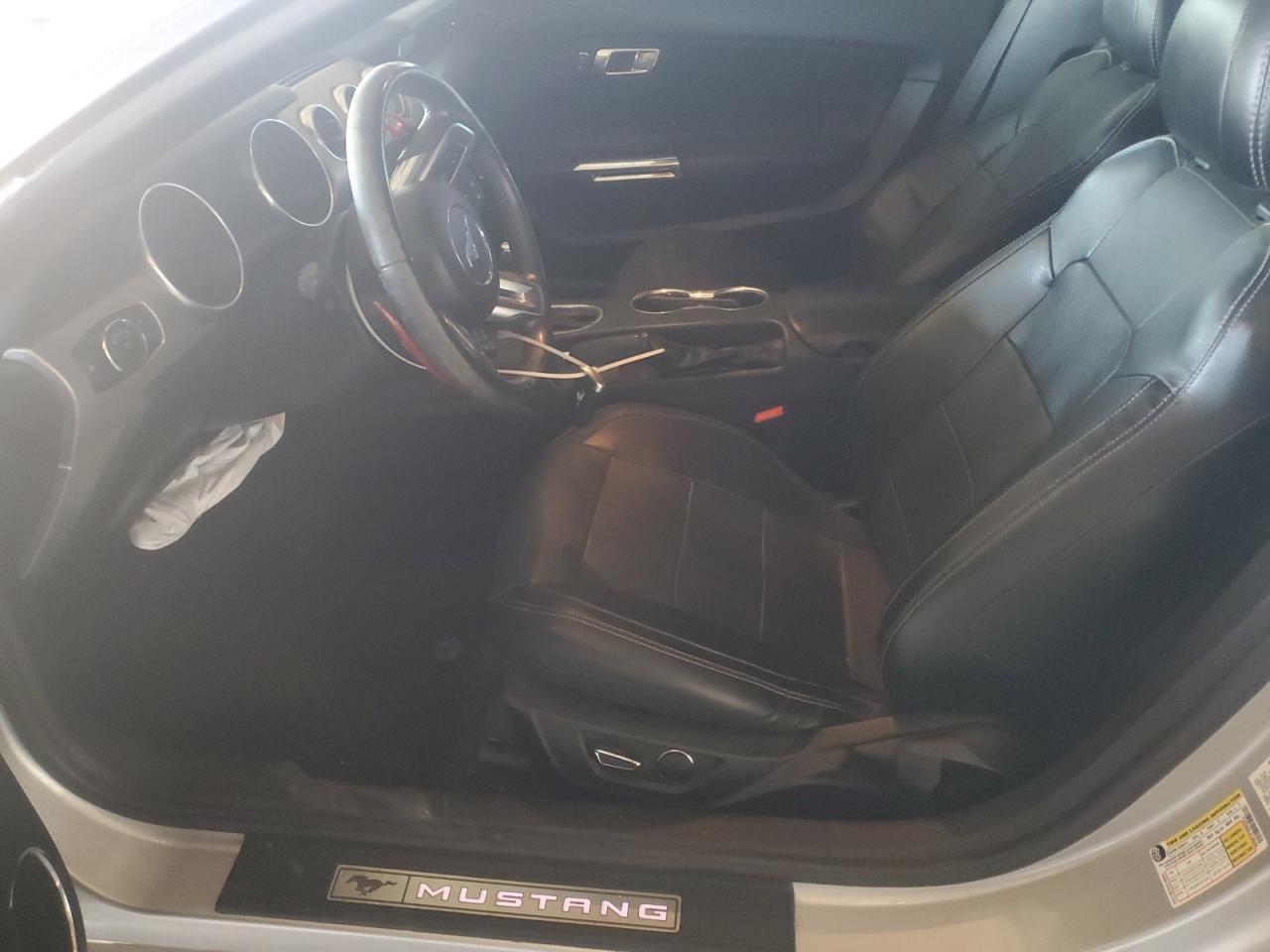 2018 Ford Mustang - Фото 7